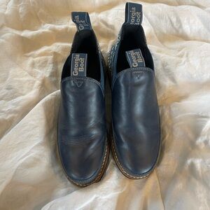 Women’s size 9 Georgia Boot women’s Romeo. Navy Blue. Worn maybe once.